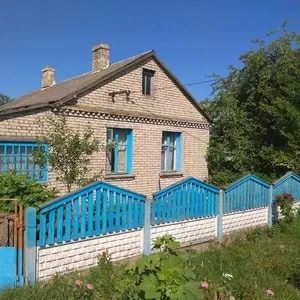 Продаётся дом в самом центре деревни Новосёлки