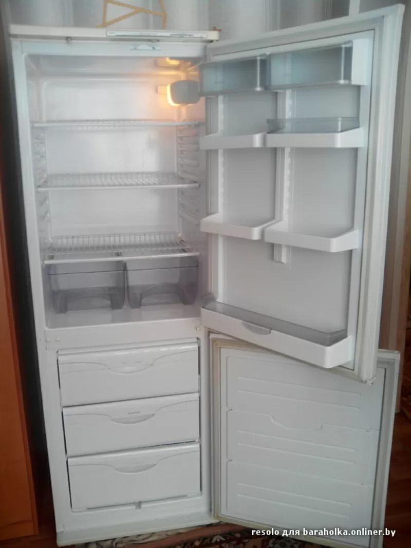 продам холодильник 