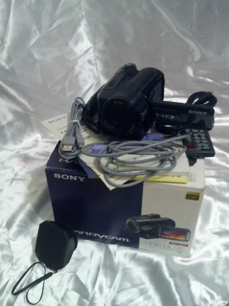 Продам видеокамеру Sony HDR HC9E. 2