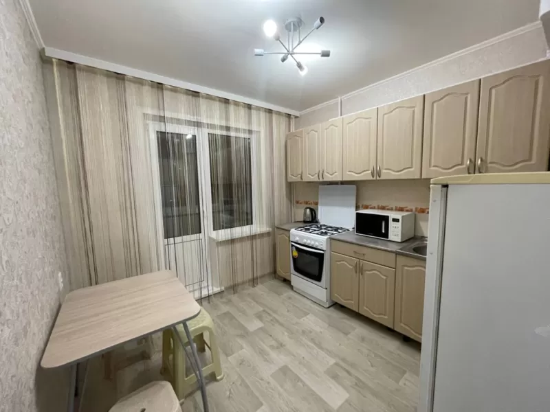 Уютная квартира на сутки ждет командированных и гостей города Баранови 7